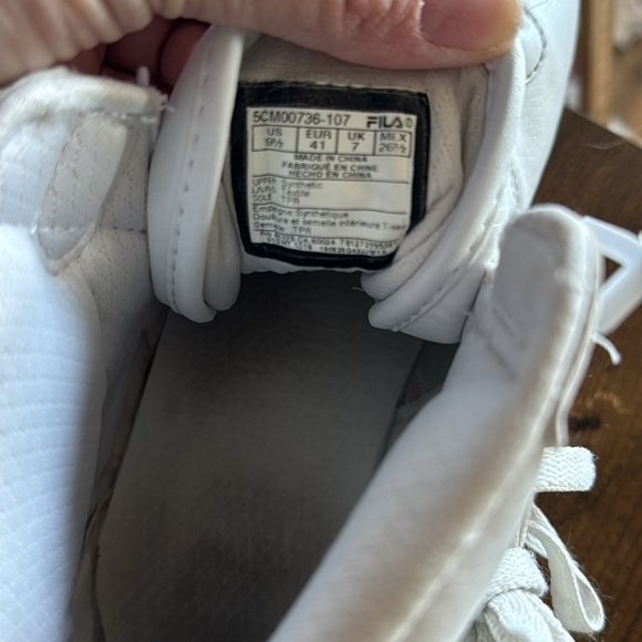 Fila Women’s Vulc 13 Mid top sneakers white camo bottoms size 9 1/2 **as is** - Picture 6 of 12